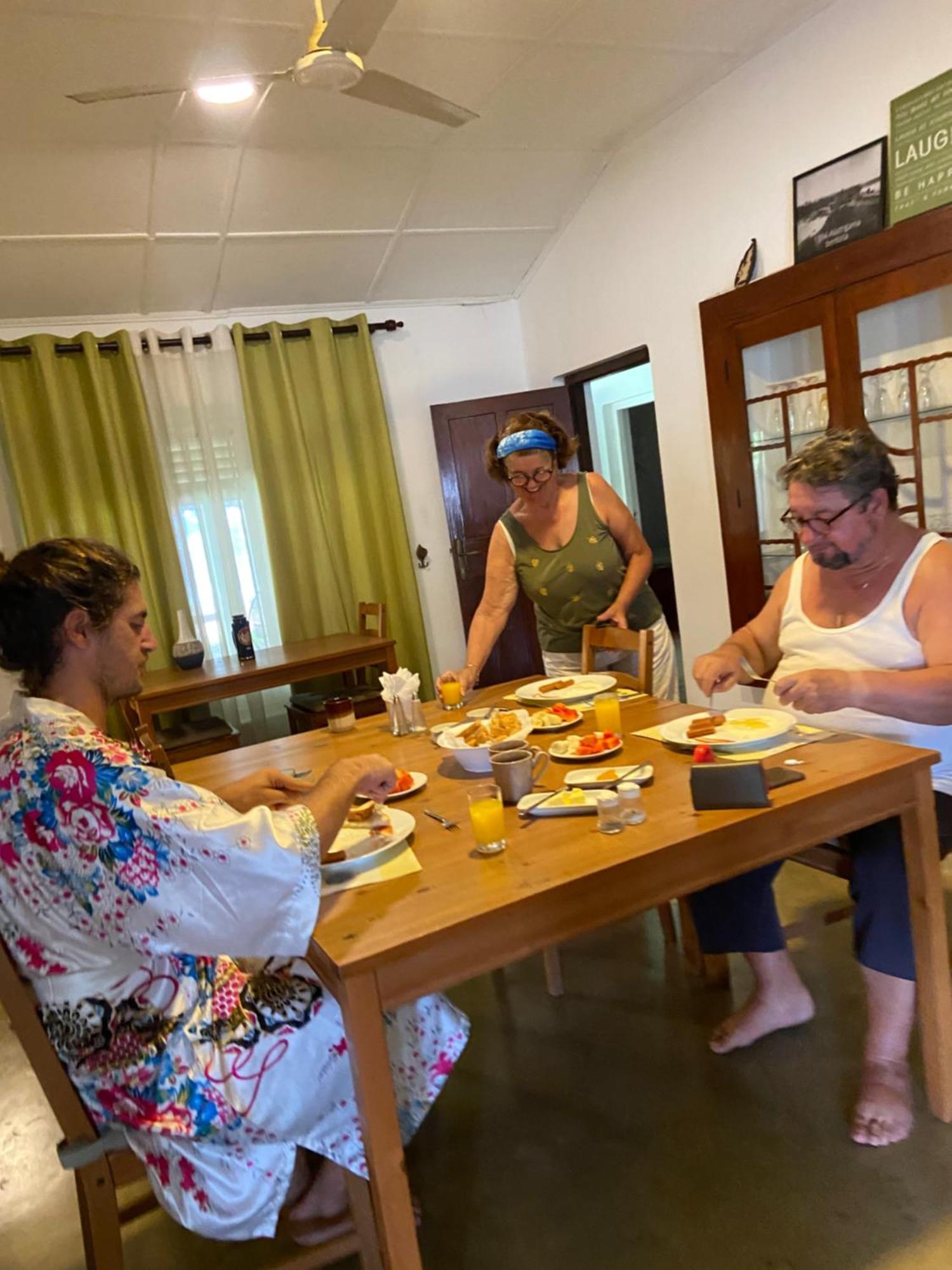 Dions Guest House Negombo Kültér fotó